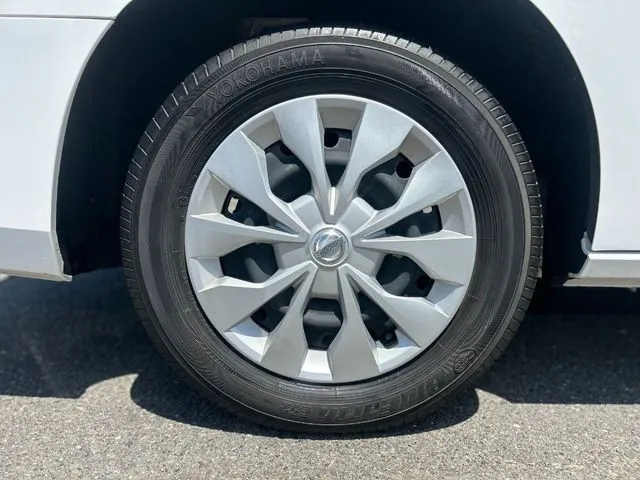 ニッサン セレナ Sハイブリッド