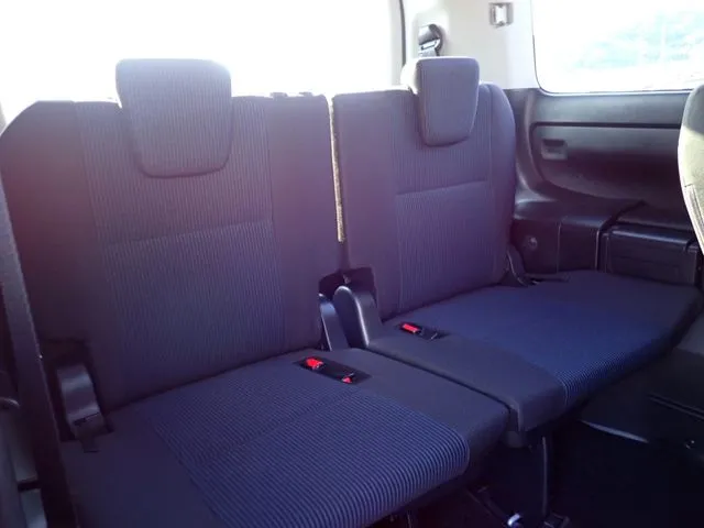 ノア　４ＷＤ（トヨタ）の車両写真