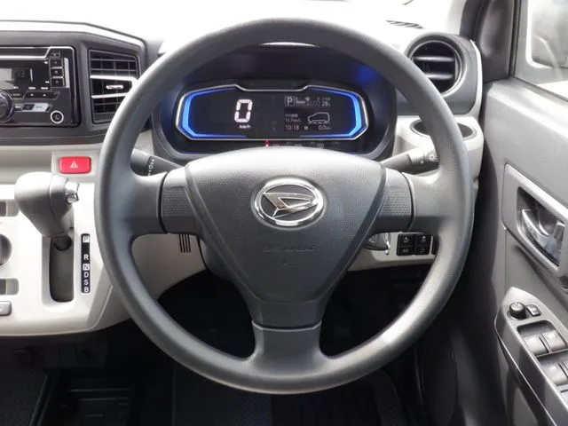 ミラ イース(ダイハツ)の車両写真
