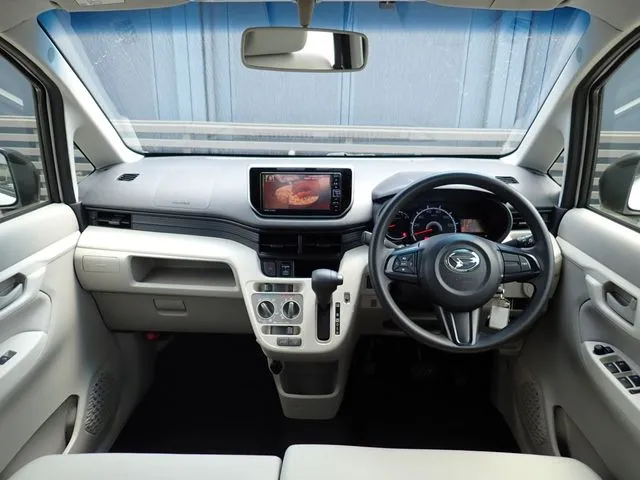 ムーヴ(ダイハツ)の車両写真