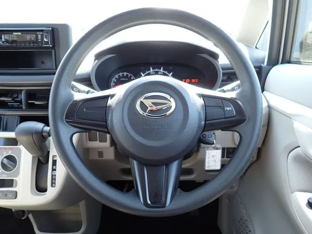ムーヴ(ダイハツ)の車両写真