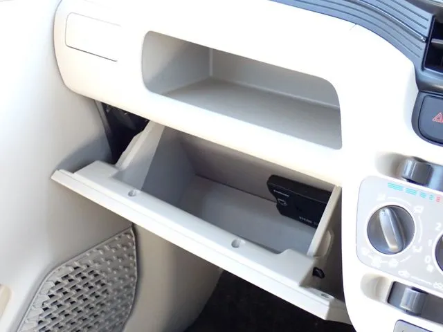 ムーヴ(ダイハツ)の車両写真
