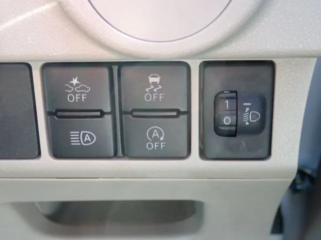 ムーヴ(ダイハツ)の車両写真