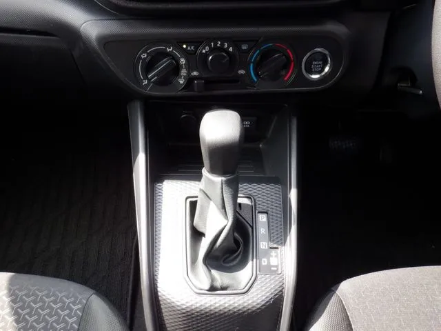 ロッキー(ダイハツ)の車両写真