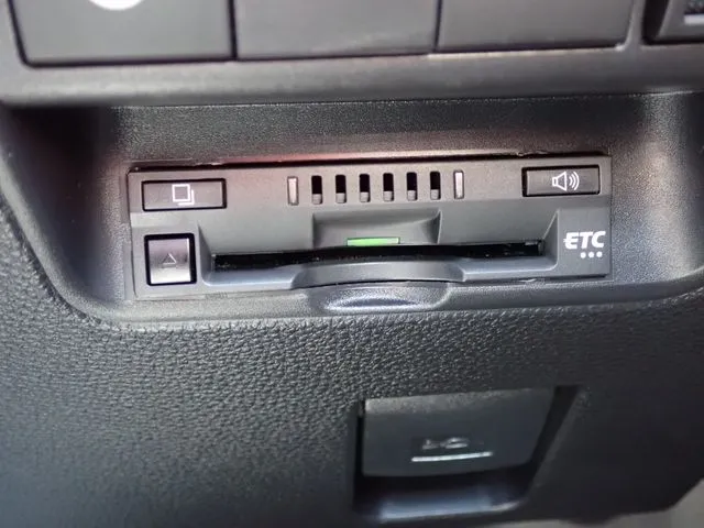 アクア(トヨタ)の車両写真