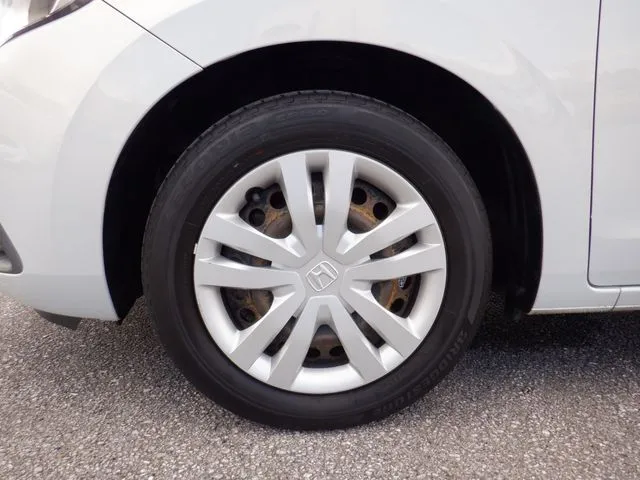 フィット(ホンダ)の車両写真