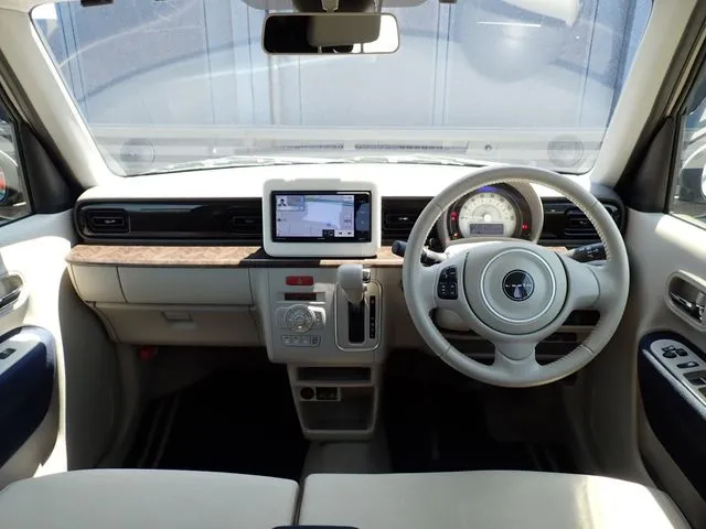 アルト ラパン(スズキ)の車両写真