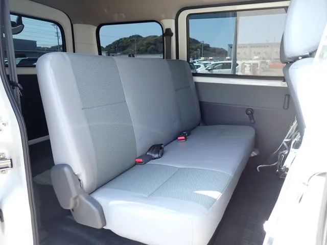 タウンエースバン 4WD(トヨタ)の車両写真