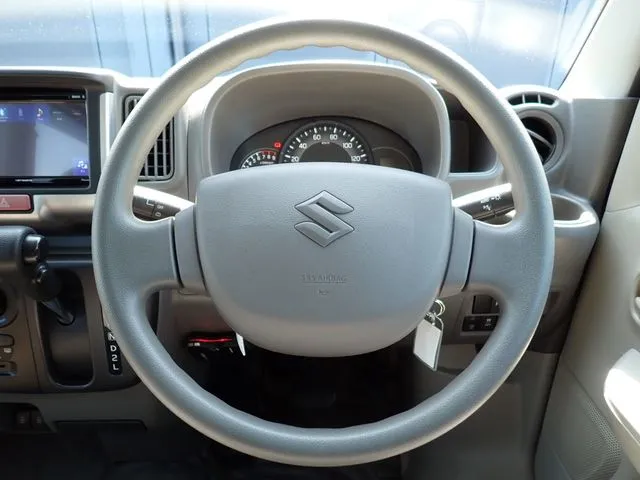 エブリイバン(スズキ)の車両写真