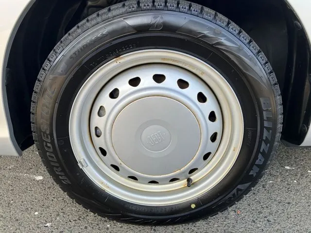 カローラフィールダー　４ＷＤ（トヨタ）の車両写真