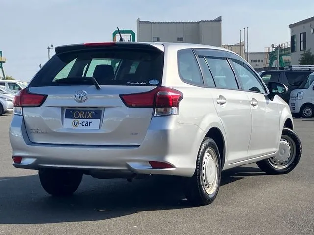 カローラフィールダー　４ＷＤ（トヨタ）の車両写真