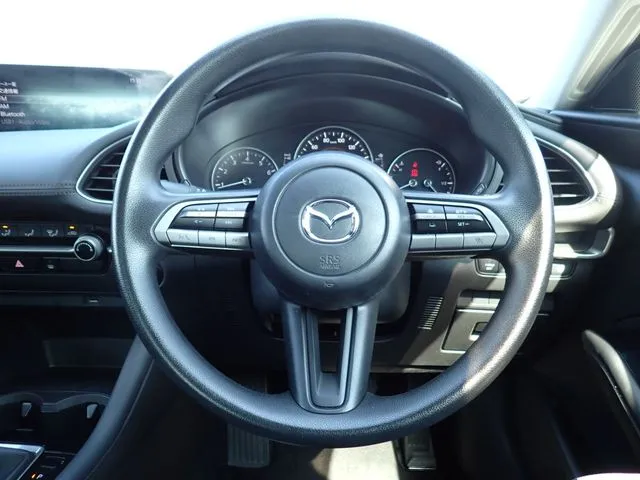 MAZDA3 セダン(マツダ)の車両写真