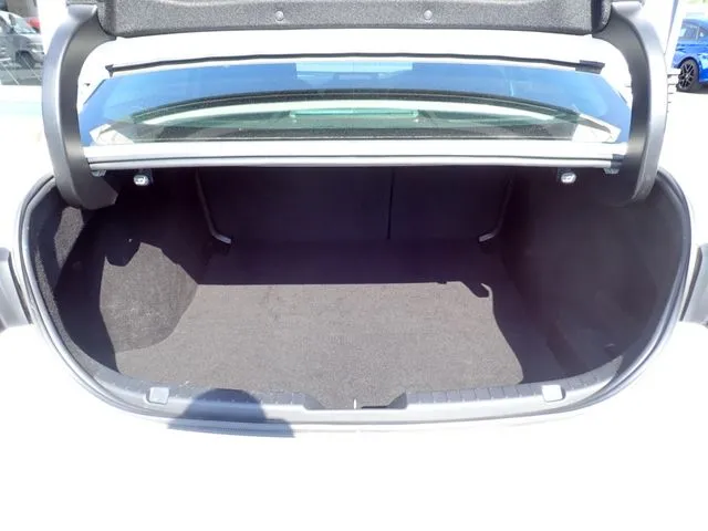 MAZDA3 セダン(マツダ)の車両写真