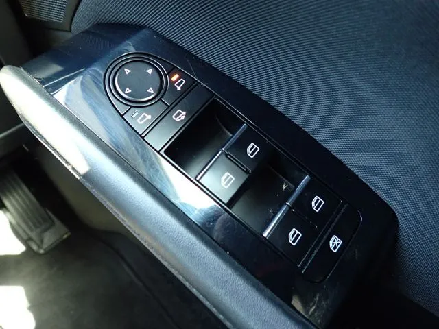 MAZDA3 セダン(マツダ)の車両写真