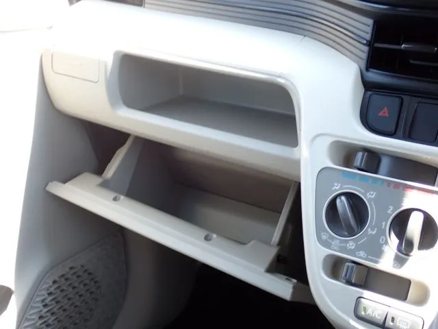 ムーヴ(ダイハツ)の車両写真