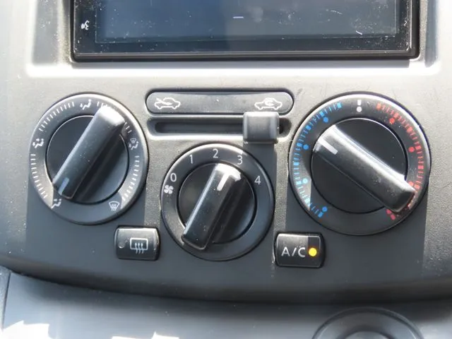 NV200バネットバン(ニッサン)の車両写真