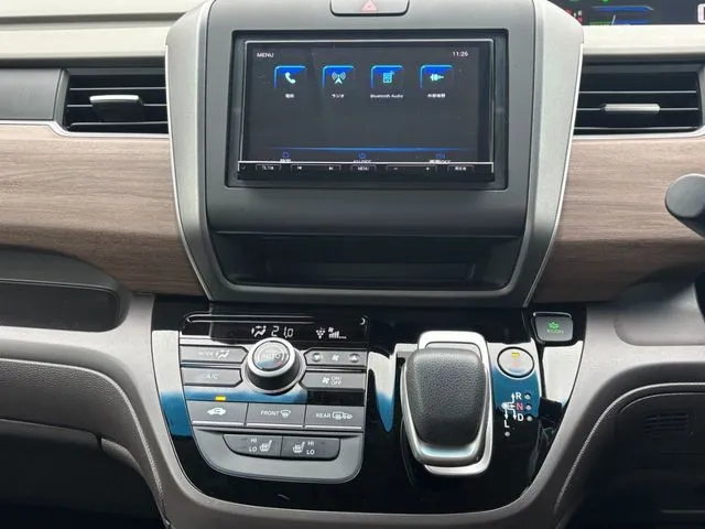 フリード　ハイブリッド（ホンダ）の車両写真