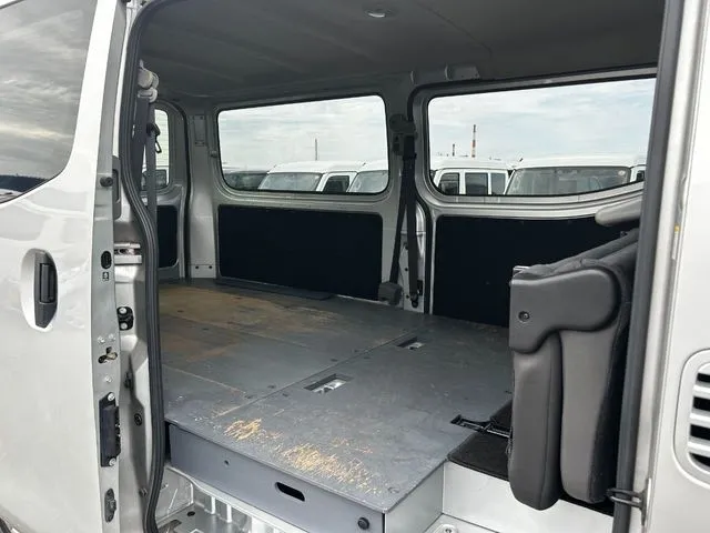 NV350キャラバン(ニッサン)の車両写真