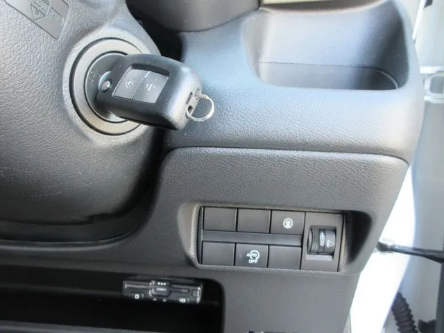 ニッサン　デイズ　４ＷＤ