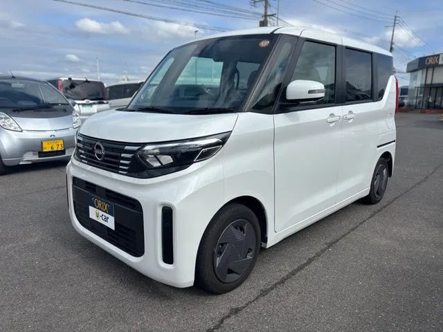 ニッサン ルークス