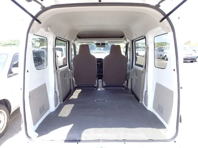 エブリイバン(スズキ)の車両写真