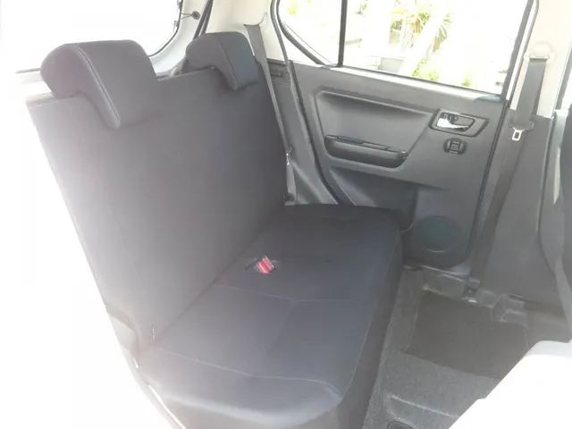 ダイハツ　ミラ　イース