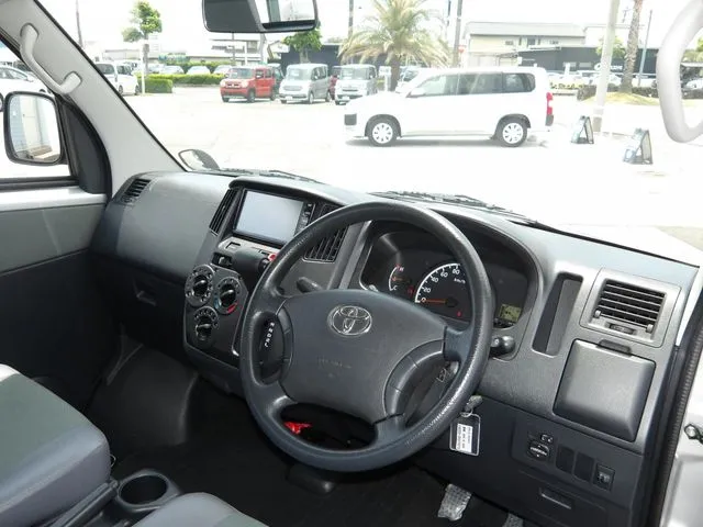 トヨタ　ライトエーストラック　２ＷＤ
