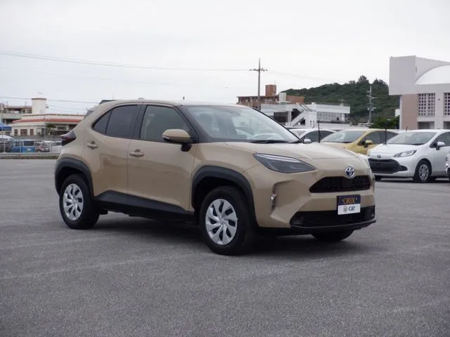 ヤリスクロス ハイブリッド(トヨタ)の車両写真
