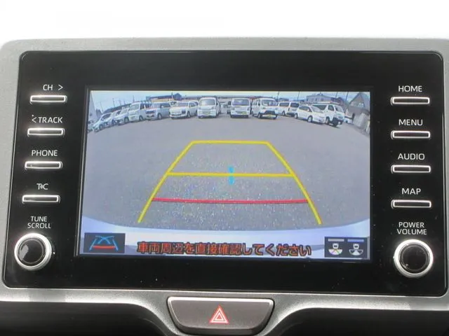 ヤリス ハイブリッド(トヨタ)の車両写真