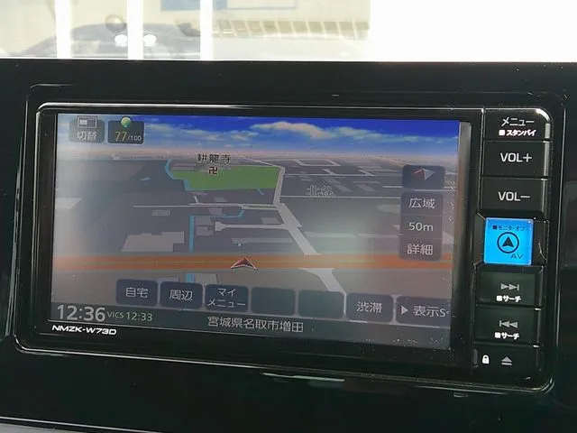 プリウス　４ＷＤ（トヨタ）の車両写真