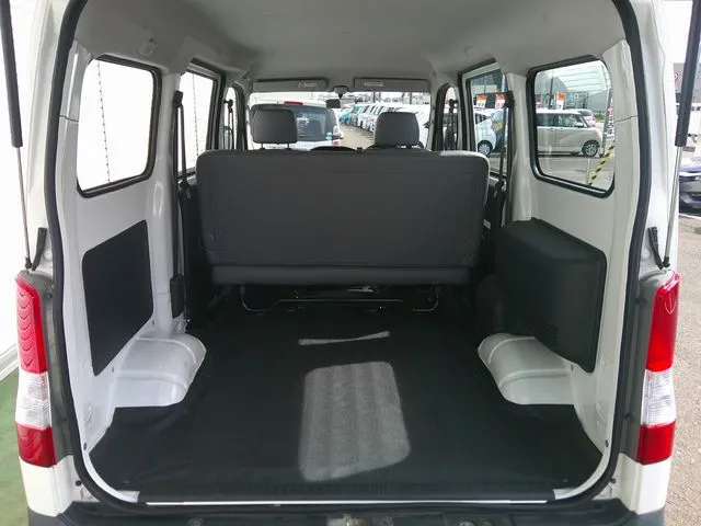 タウンエースバン 4WD(トヨタ)の車両写真