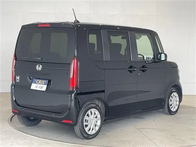 N BOX(ホンダ)の車両写真