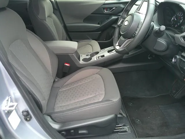 クロストレック(スバル)の車両写真