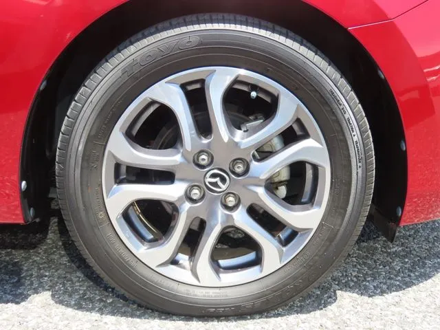 デミオ(マツダ)の車両写真