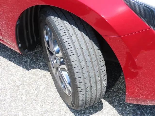 デミオ(マツダ)の車両写真