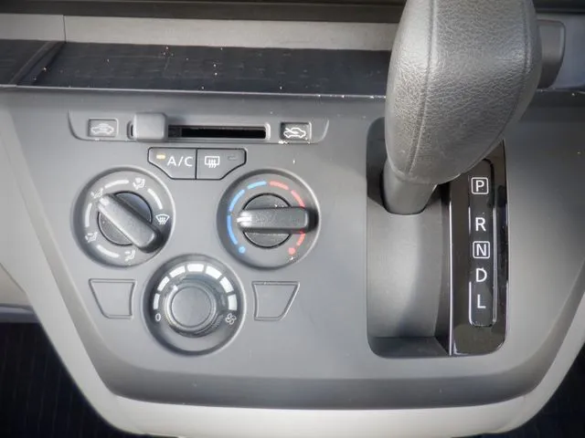 ルークス(ニッサン)の車両写真