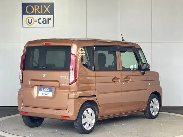 スペーシア（スズキ）の車両写真
