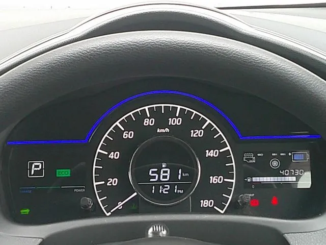 ノート 4WD(ニッサン)の車両写真