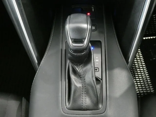 トヨタ　ハリアー　２ＷＤ