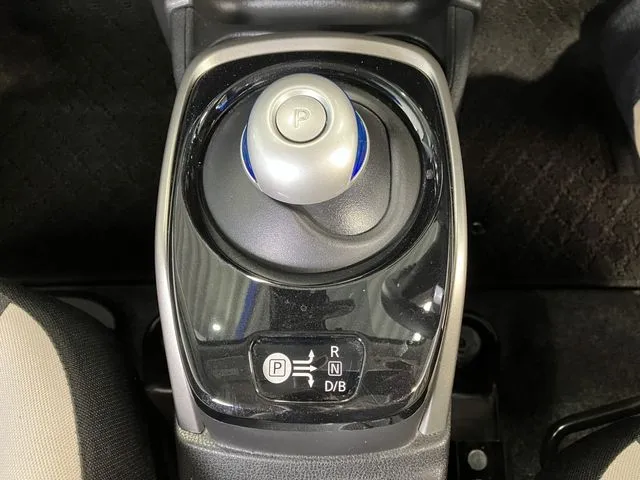 ノート（ニッサン）の車両写真