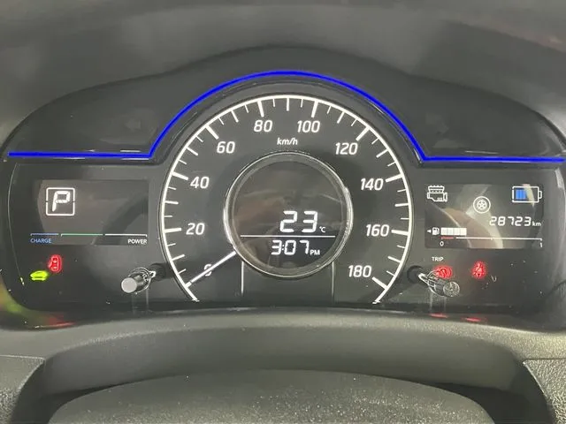 ノート（ニッサン）の車両写真