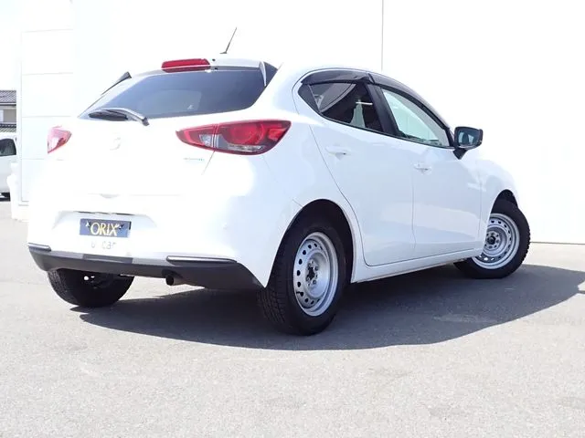 マツダ MAZDA2