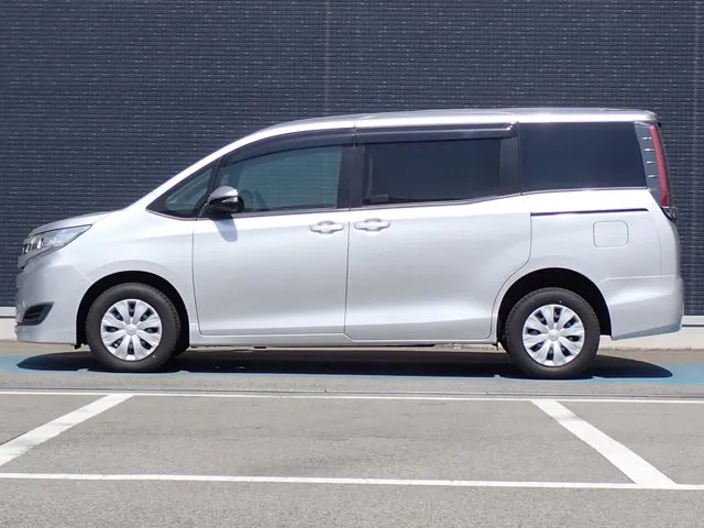ノア　４ＷＤ（トヨタ）の車両写真
