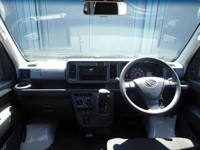 ハイゼットカーゴ(ダイハツ)の車両写真