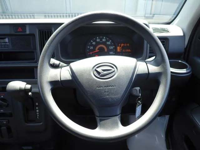 ハイゼットカーゴ(ダイハツ)の車両写真