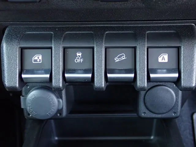 ジムニー　４ＷＤ（スズキ）の車両写真