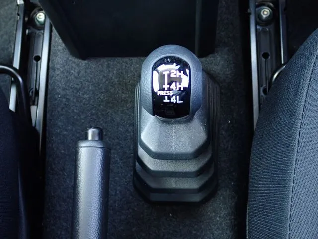 ジムニー　４ＷＤ（スズキ）の車両写真