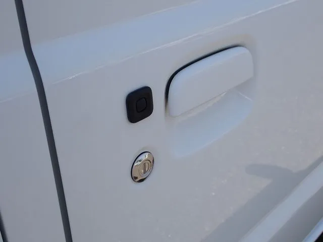 ジムニー　４ＷＤ（スズキ）の車両写真