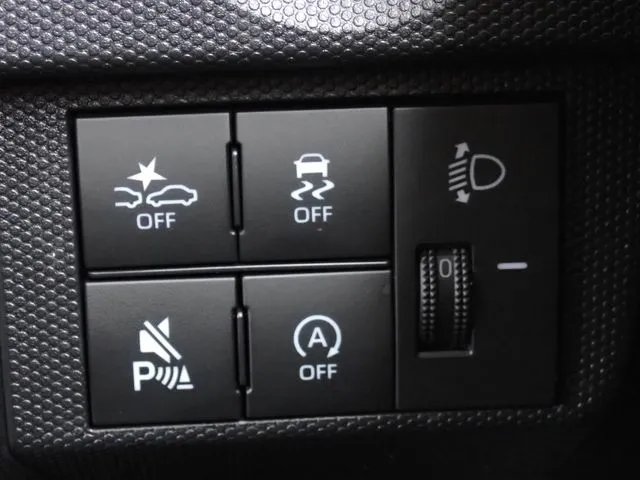 タフト(ダイハツ)の車両写真