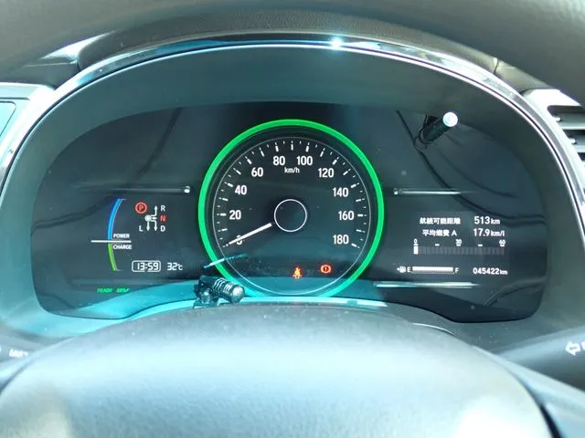 シャトル ハイブリッド(ホンダ)の車両写真